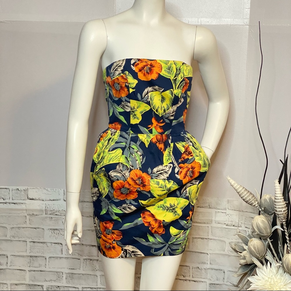 Floral French Connection Mini Dress **MINT CONDITION** - Picture 8 of 12
